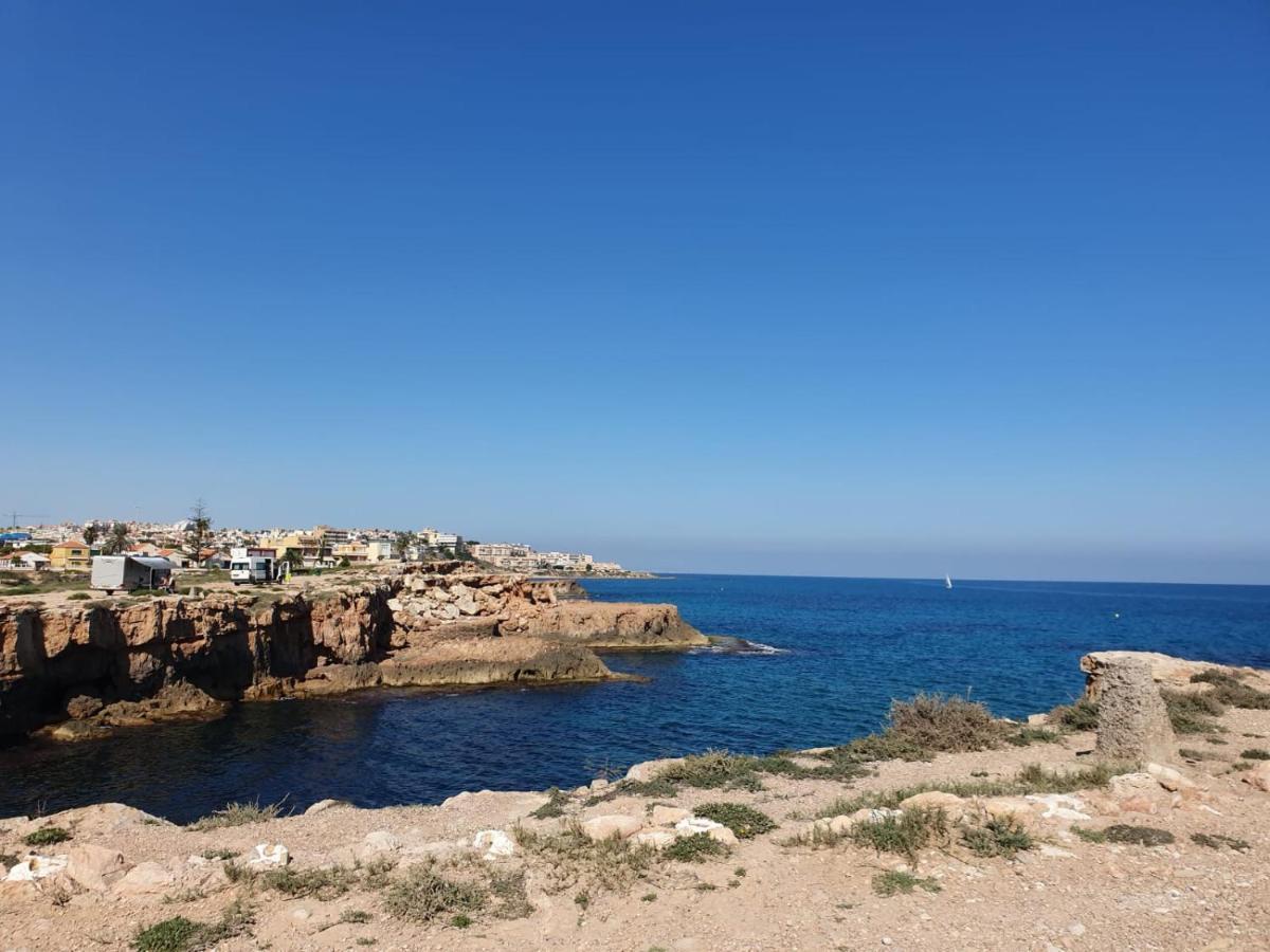 Perfect For Exploring Local Areas And More Torrevieja Exteriör bild