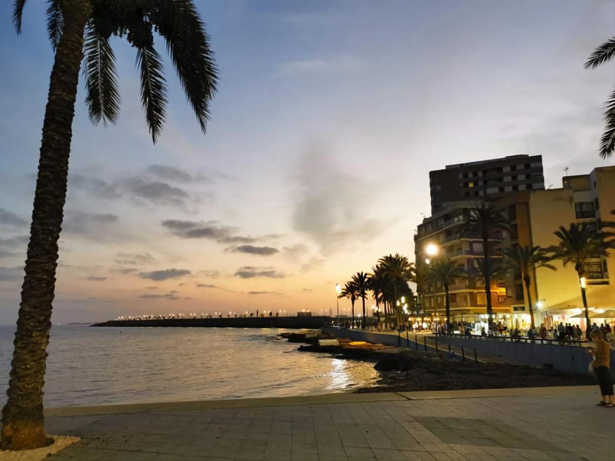 Perfect For Exploring Local Areas And More Torrevieja Exteriör bild