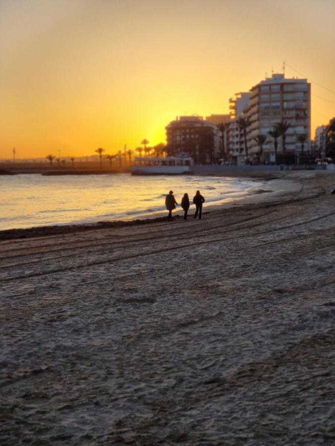 Perfect For Exploring Local Areas And More Torrevieja Exteriör bild